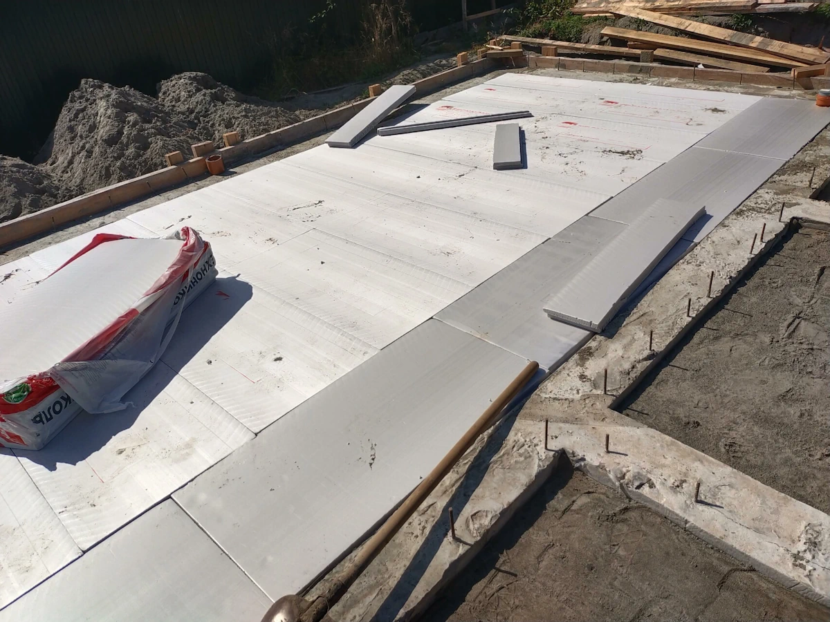 монолитная лента